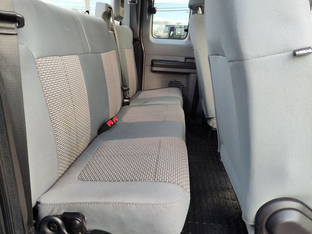 2011 Ford F-250 Image 16