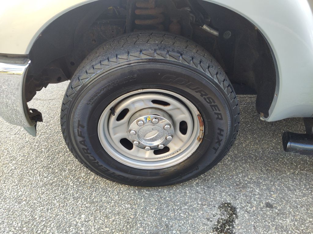 2011 Ford F-250 Image 21