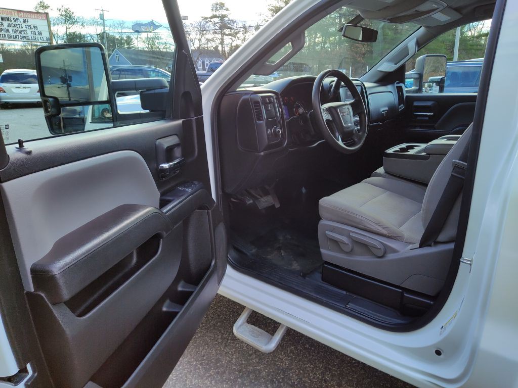 2017 GMC Sierra Image 11