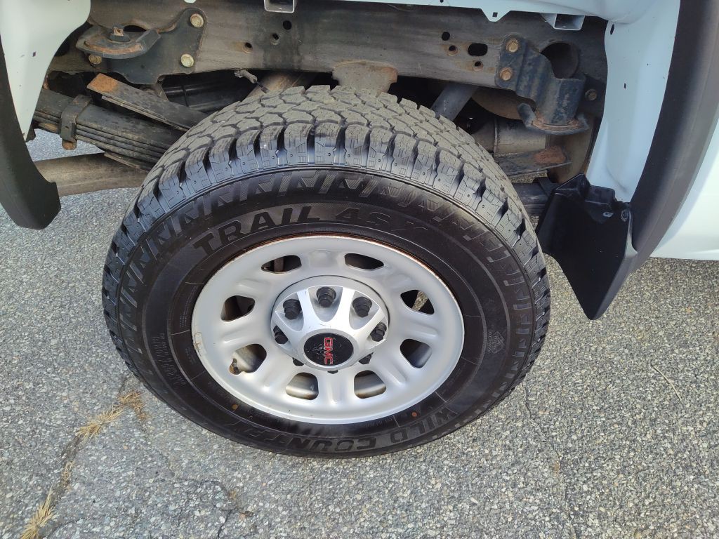 2017 GMC Sierra Image 19