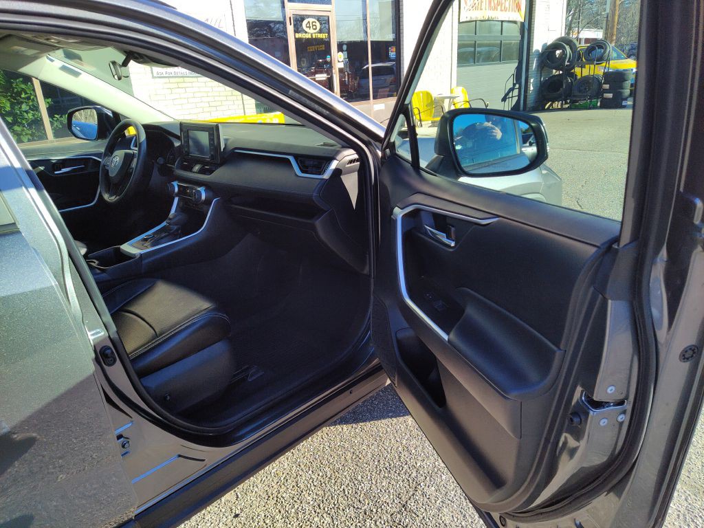 2022 Toyota Rav4 Image 18