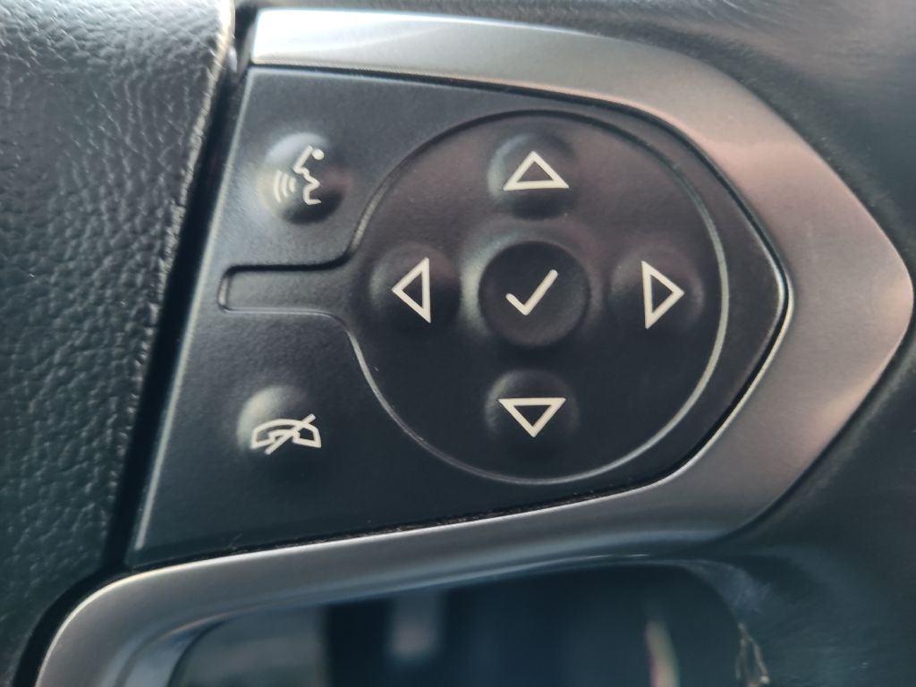 2015 Chevrolet Silverado 1500 Image 32