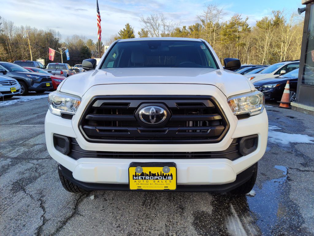 2019 Toyota Tacoma Image 4