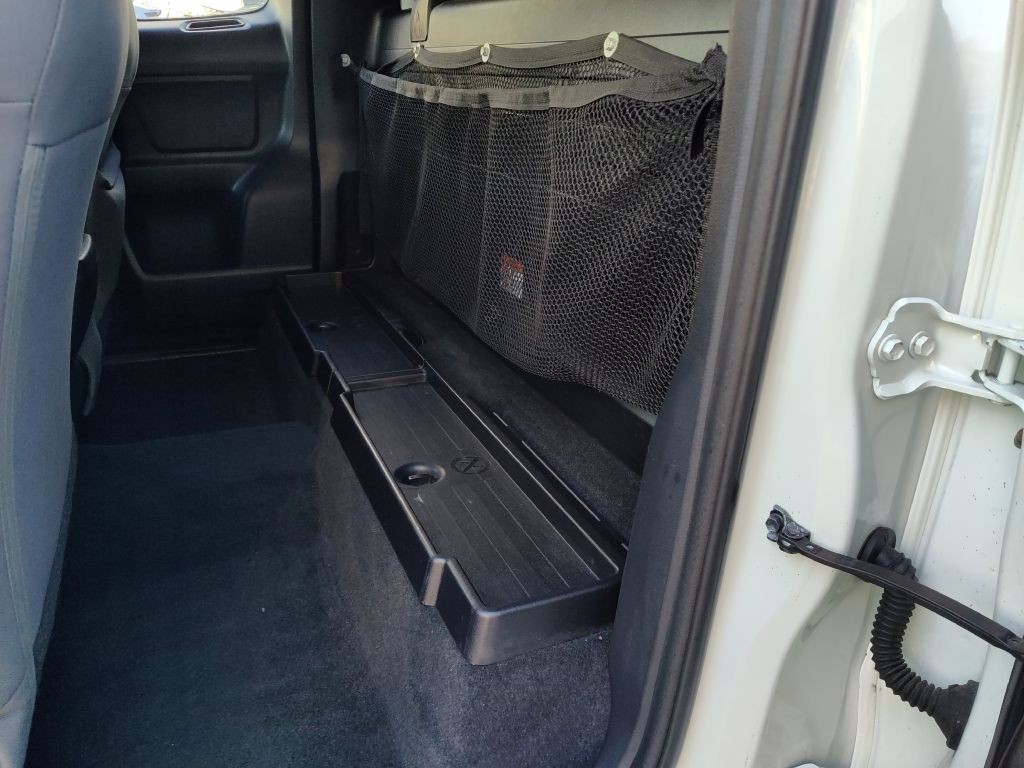 2019 Toyota Tacoma Image 12