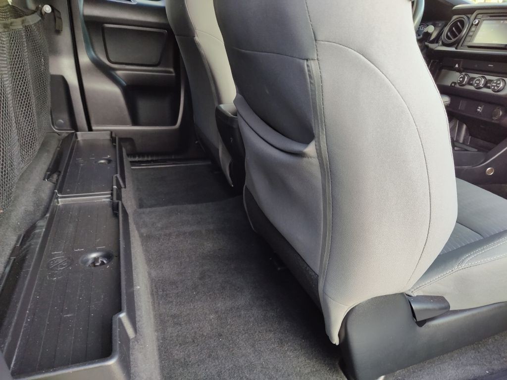 2019 Toyota Tacoma Image 17