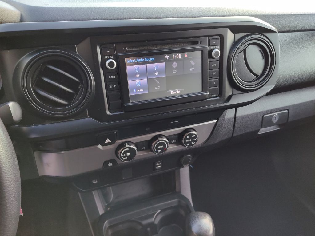 2019 Toyota Tacoma Image 26