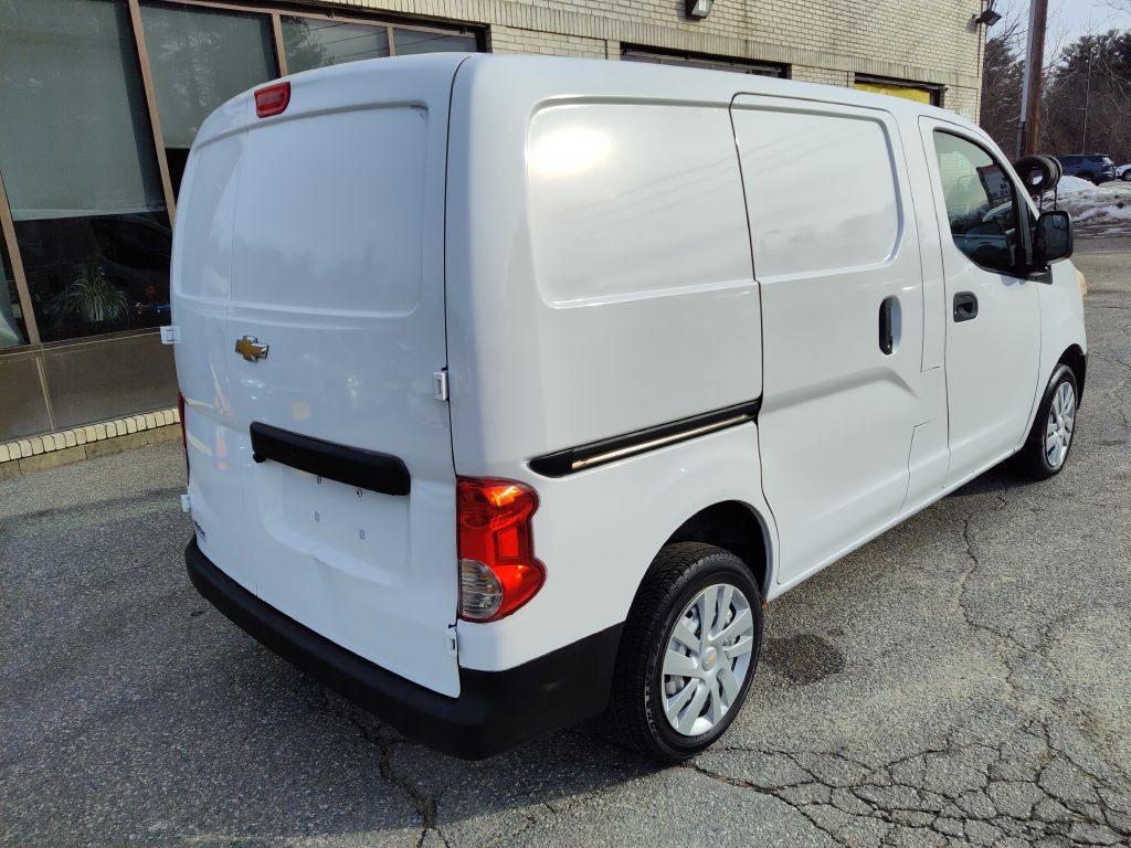 2015 Chevrolet Express Image 8