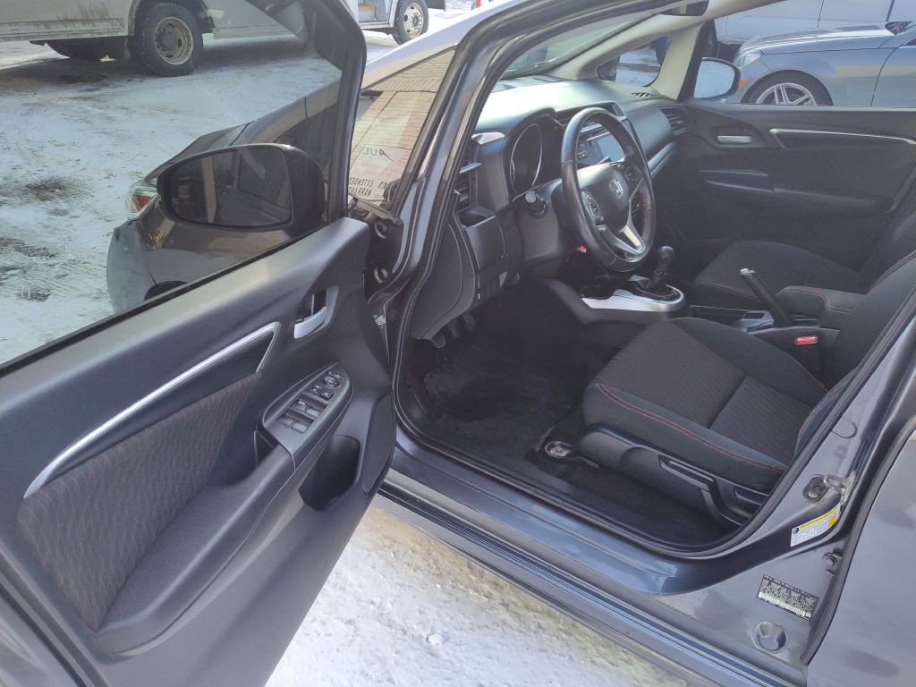 2018 Honda Fit Image 12