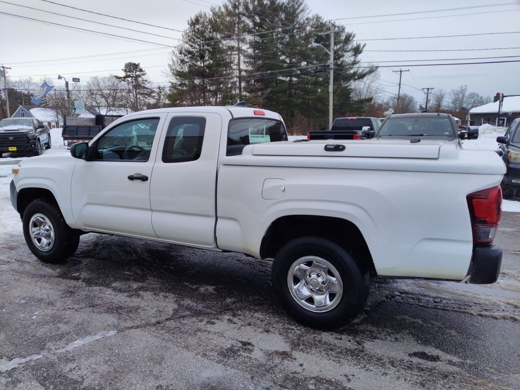 2018 Toyota Tacoma Image 5