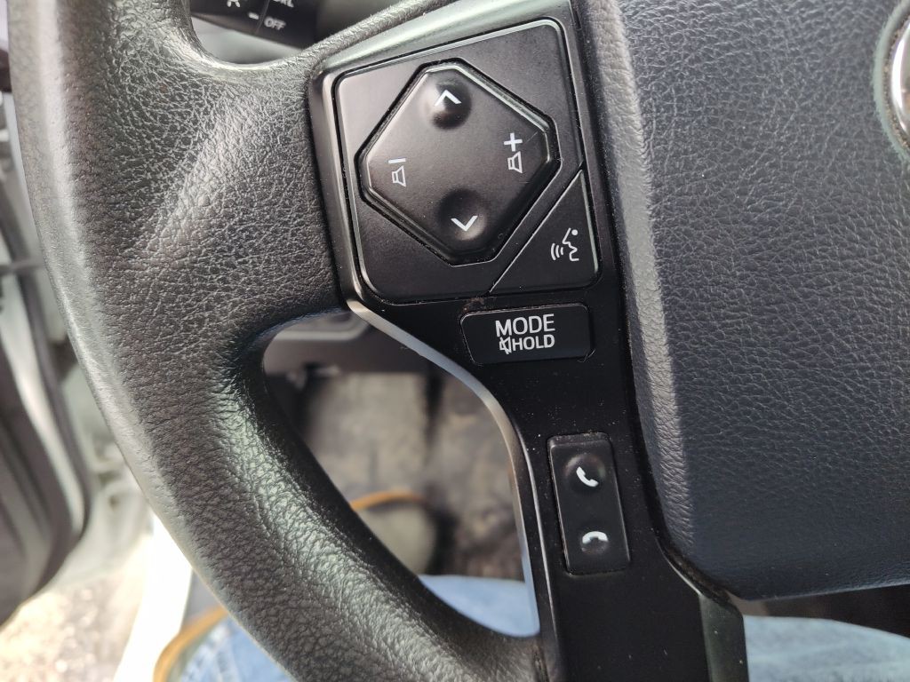 2018 Toyota Tacoma Image 23