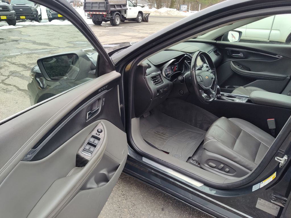 2015 Chevrolet Impala Image 12