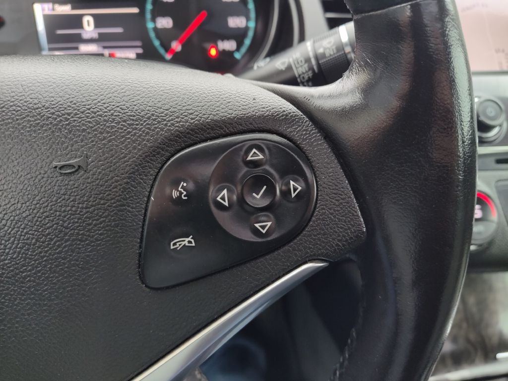 2015 Chevrolet Impala Image 31