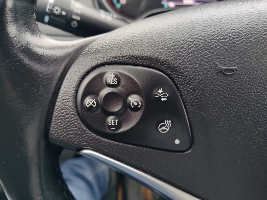 2015 Chevrolet Impala Image 32