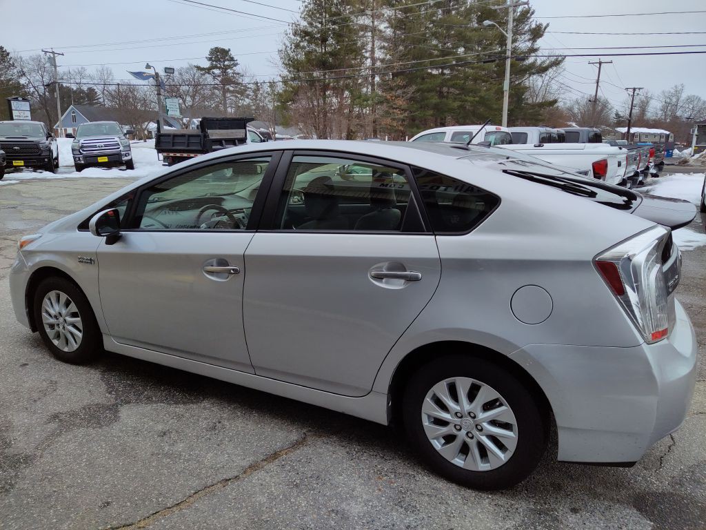2014 Toyota Prius Image 5