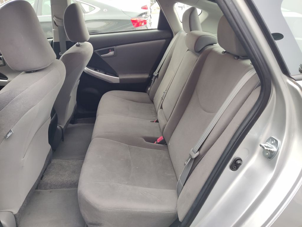 2014 Toyota Prius Image 11