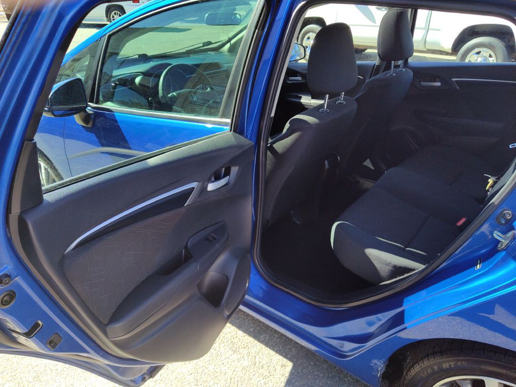 2017 Honda Fit Image 15