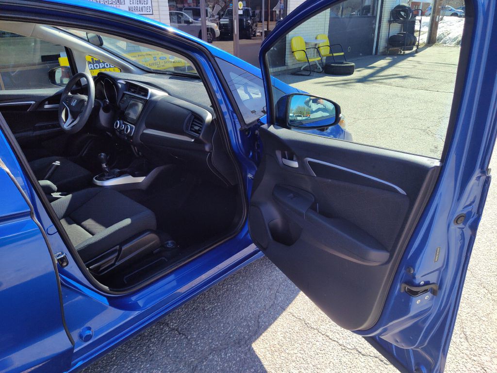 2017 Honda Fit Image 20