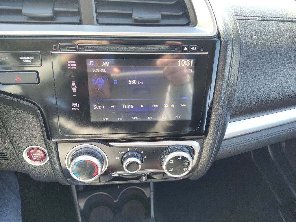 2017 Honda Fit Image 25