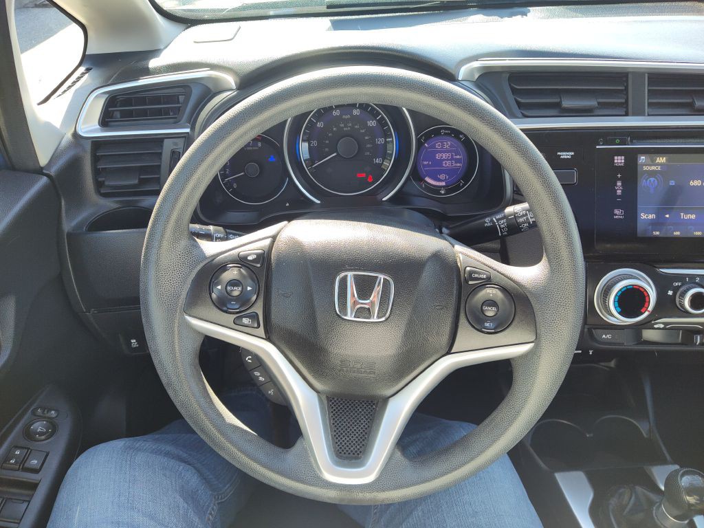 2017 Honda Fit Image 31