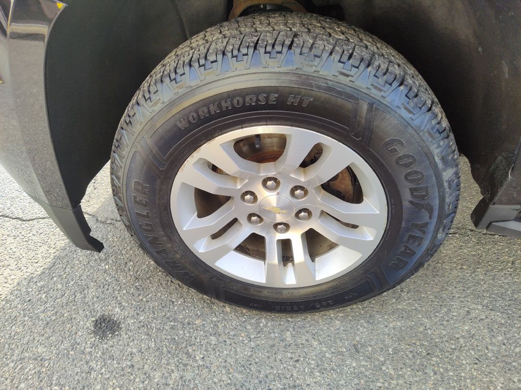 2016 Chevrolet Tahoe Image 22