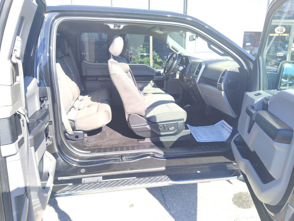2015 Ford F-150 Image 16