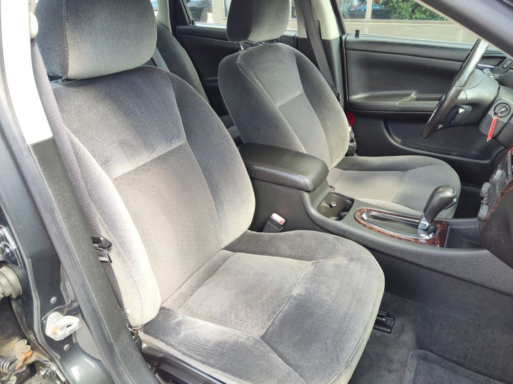 2013 Chevrolet Impala Image 16