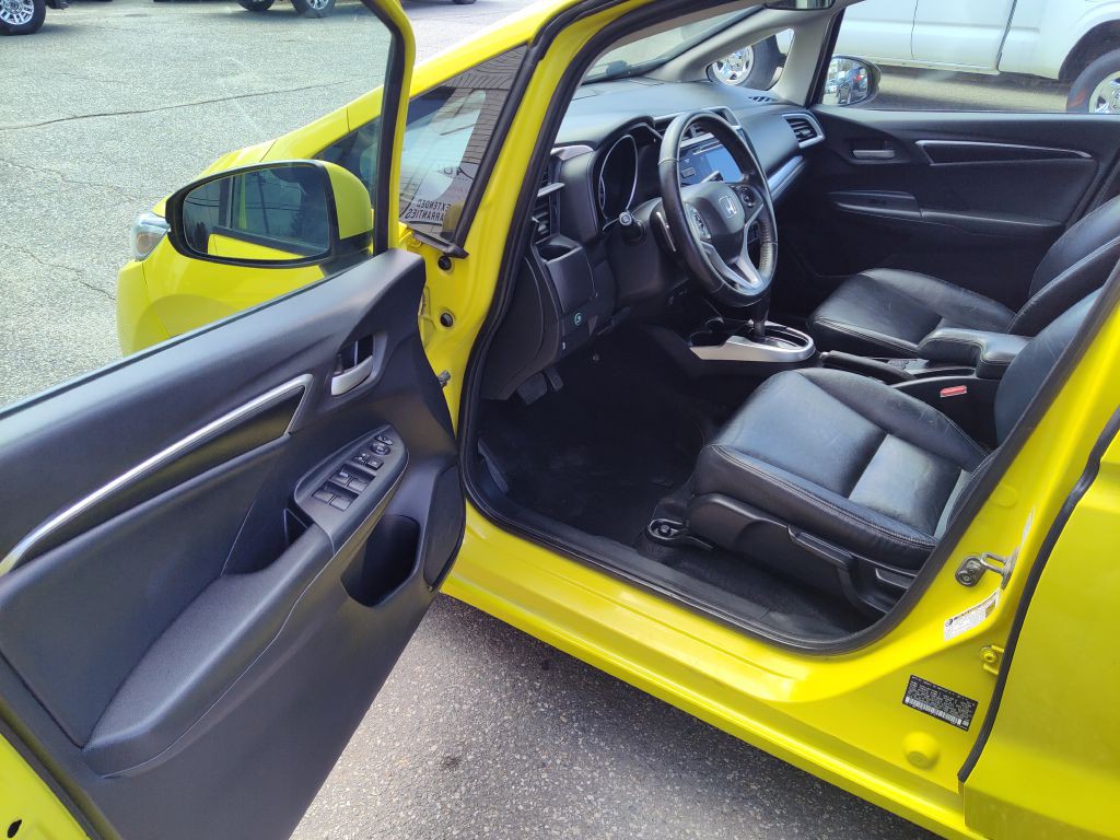 2015 Honda Fit Image 11