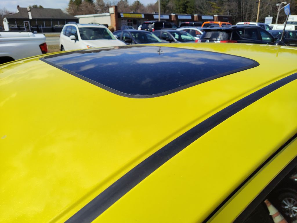 2015 Honda Fit Image 23