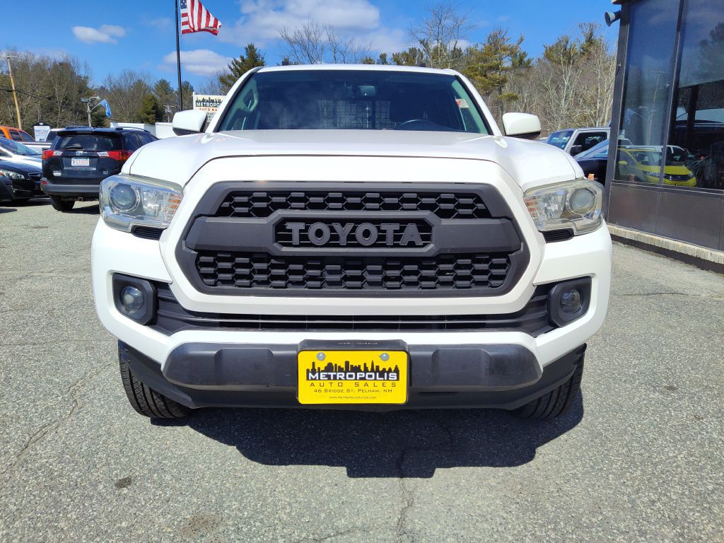 2016 Toyota Tacoma Image 3