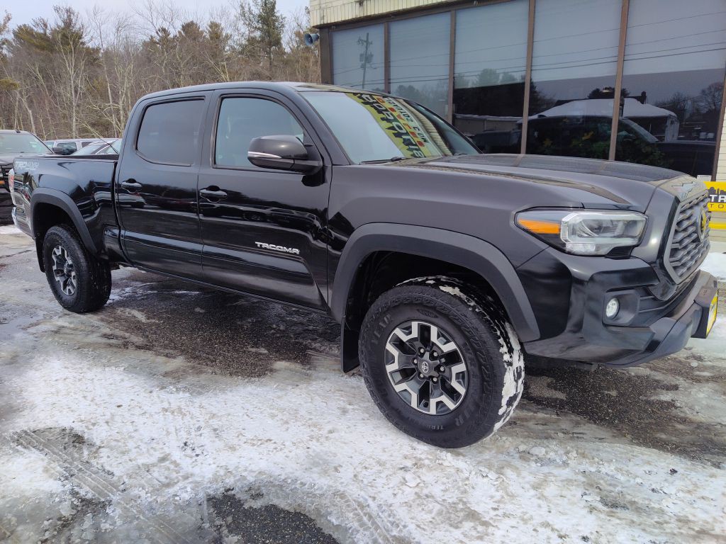 2022 Toyota Tacoma Image 2