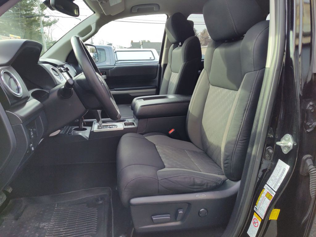 2019 Toyota Tundra Image 11