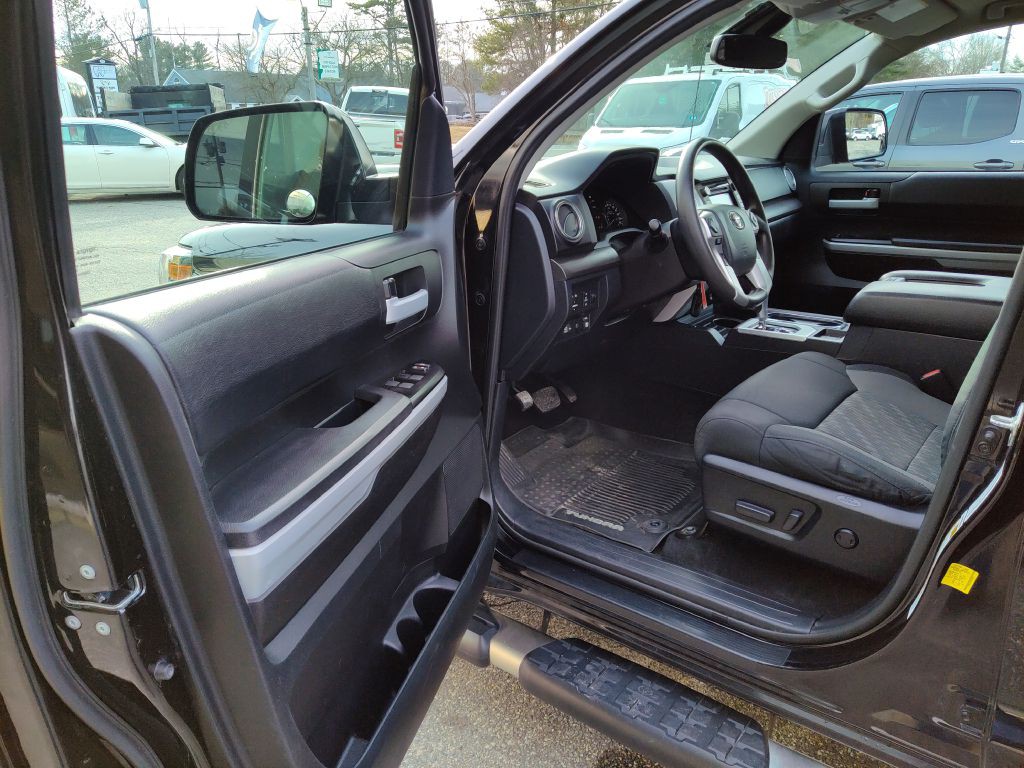 2019 Toyota Tundra Image 12