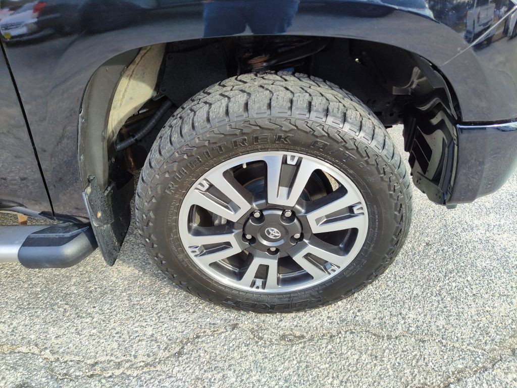 2019 Toyota Tundra Image 19