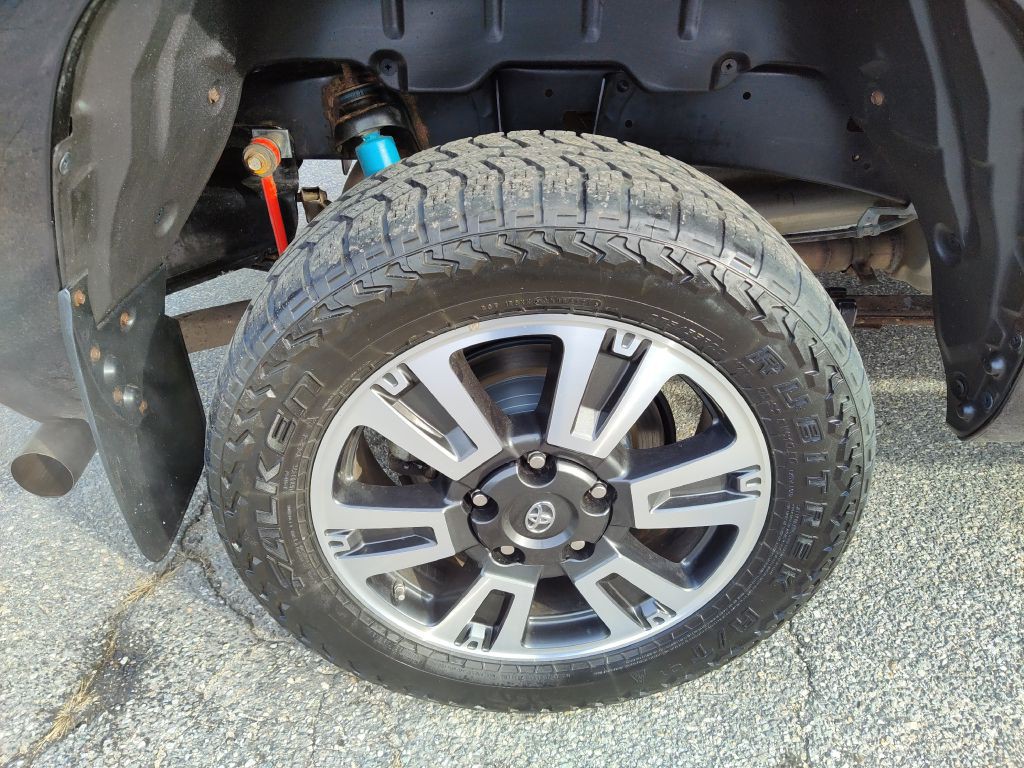 2019 Toyota Tundra Image 20