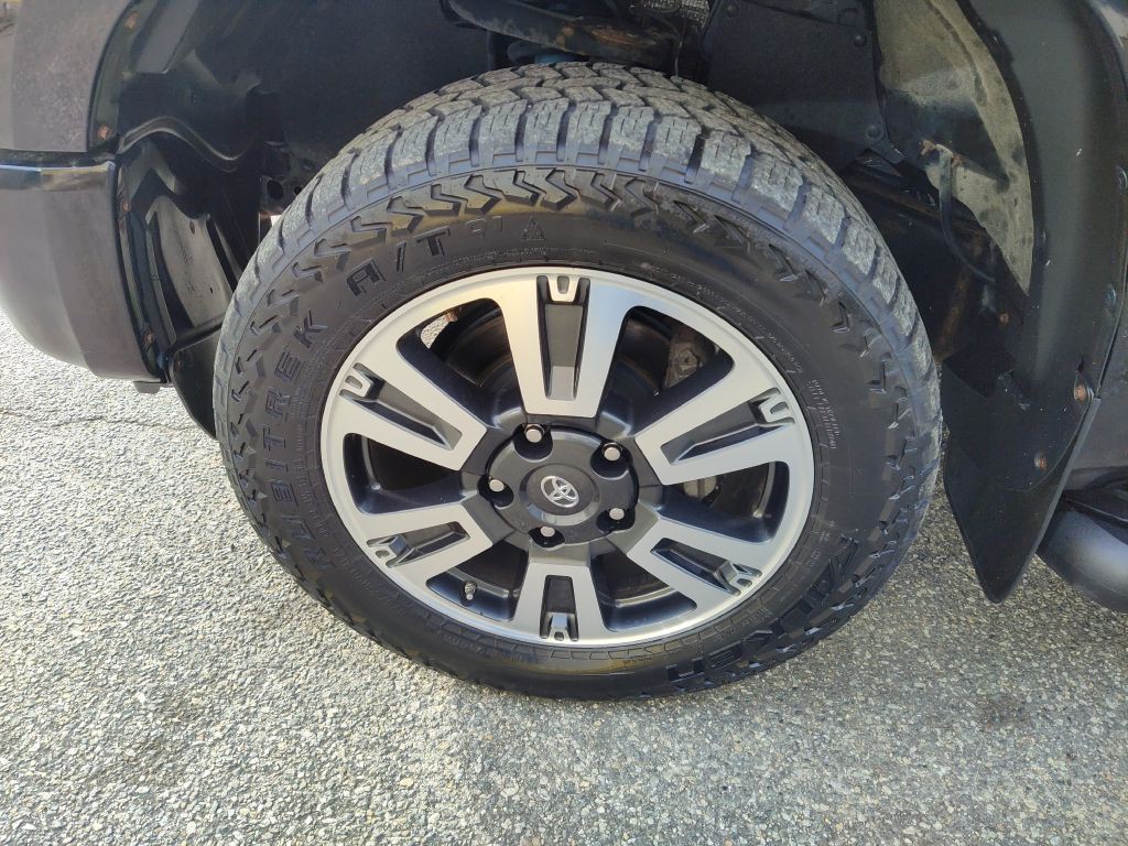 2019 Toyota Tundra Image 22