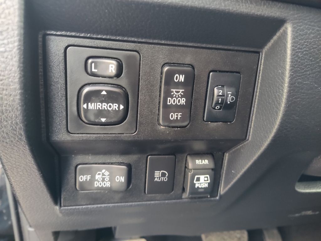 2019 Toyota Tundra Image 29