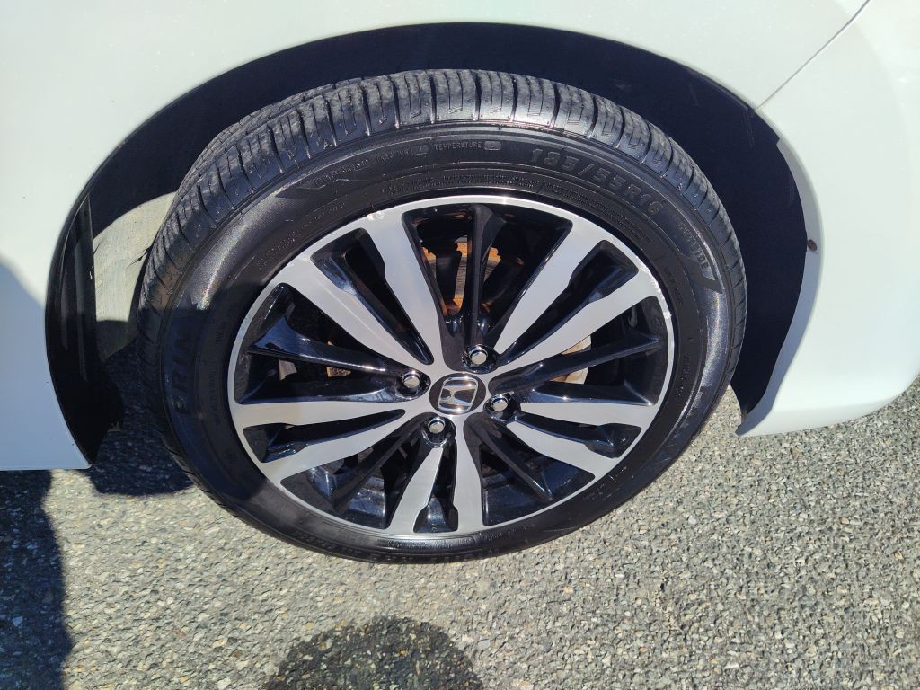 2019 Honda Fit Image 21