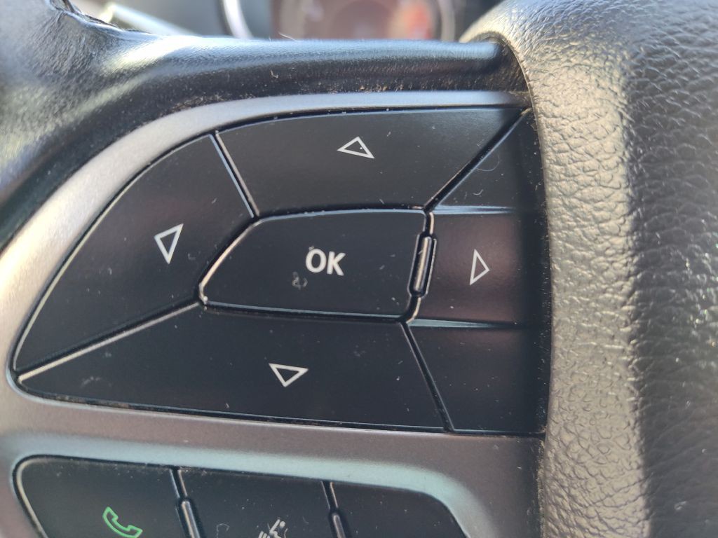 2019 Jeep Cherokee Image 25