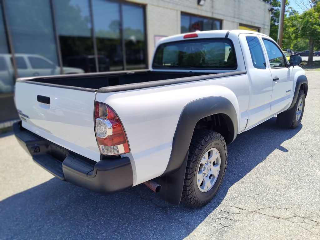 2010 Toyota Tacoma Image 8