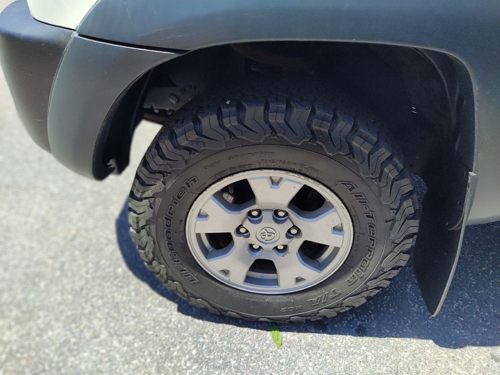 2010 Toyota Tacoma Image 21
