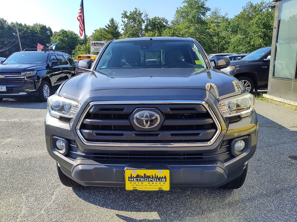 2018 Toyota Tacoma Image 3
