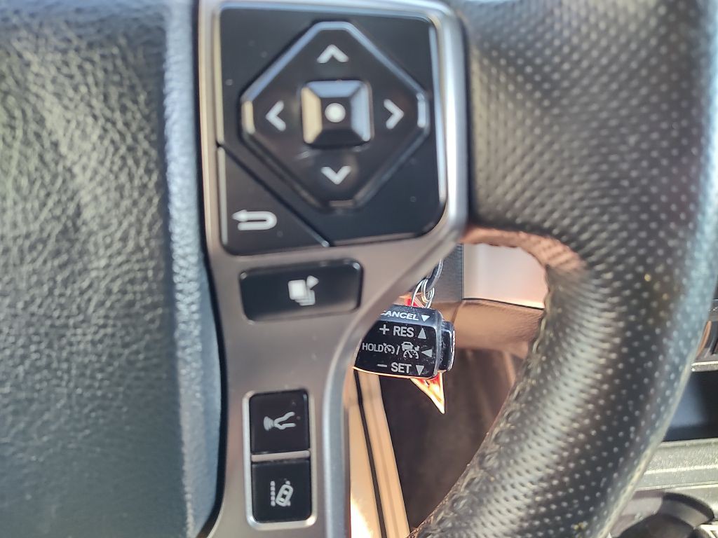 2018 Toyota Tacoma Image 30