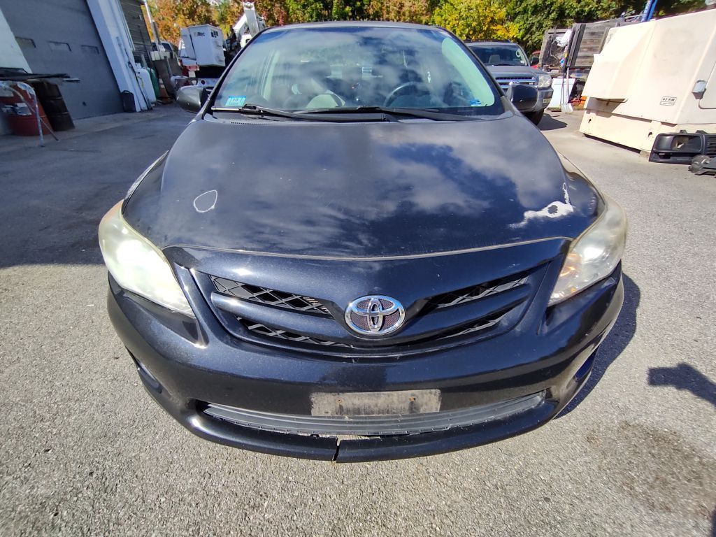 2012 Toyota Corolla Image 2