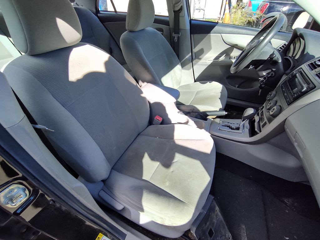 2012 Toyota Corolla Image 7