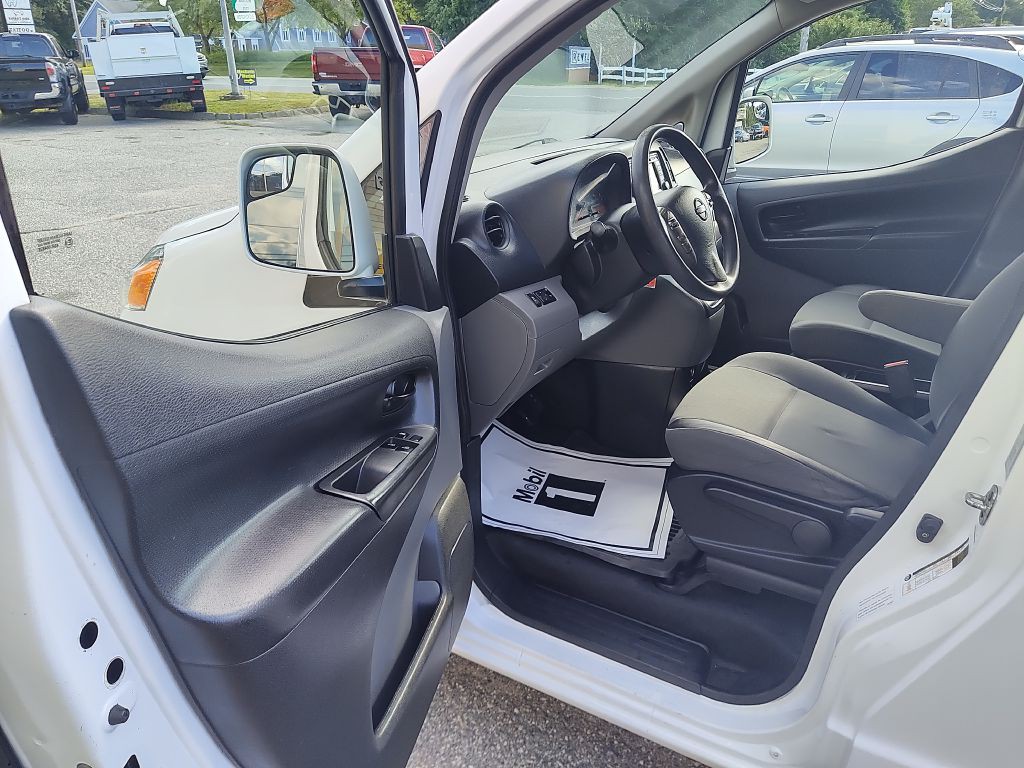 2019 Nissan NV200 Image 11