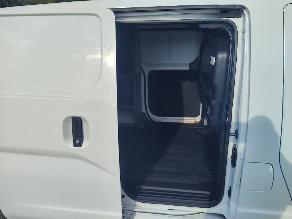 2019 Nissan NV200 Image 18
