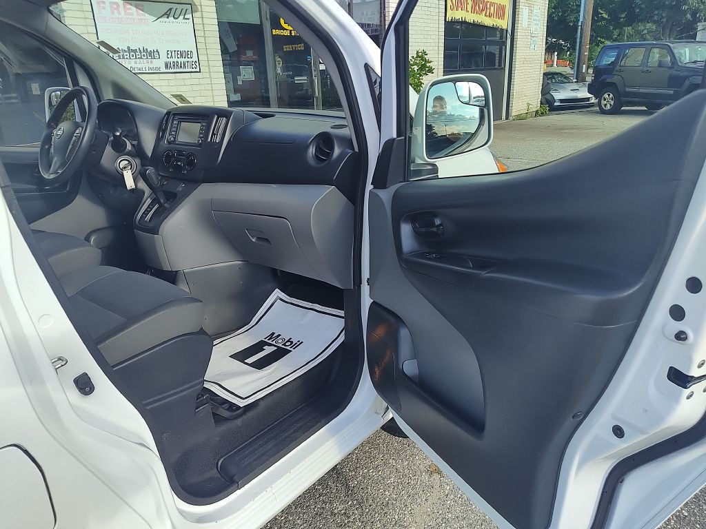 2019 Nissan NV200 Image 20