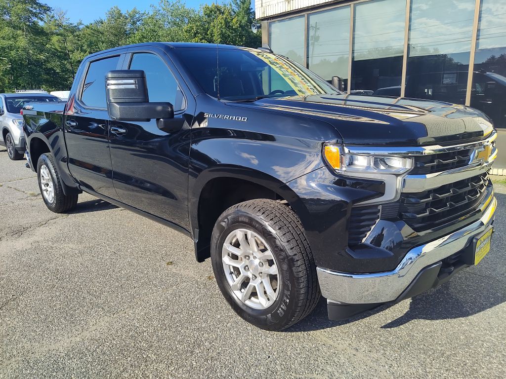 2024 Chevrolet Silverado 1500 Image 2