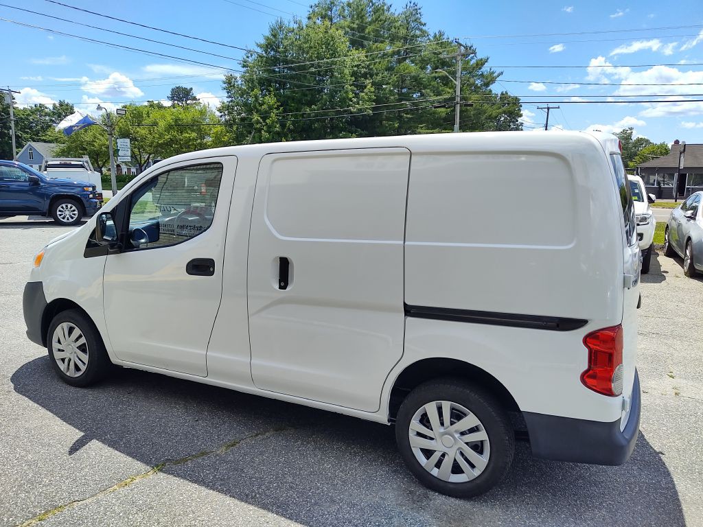 2017 Nissan NV200 Image 5
