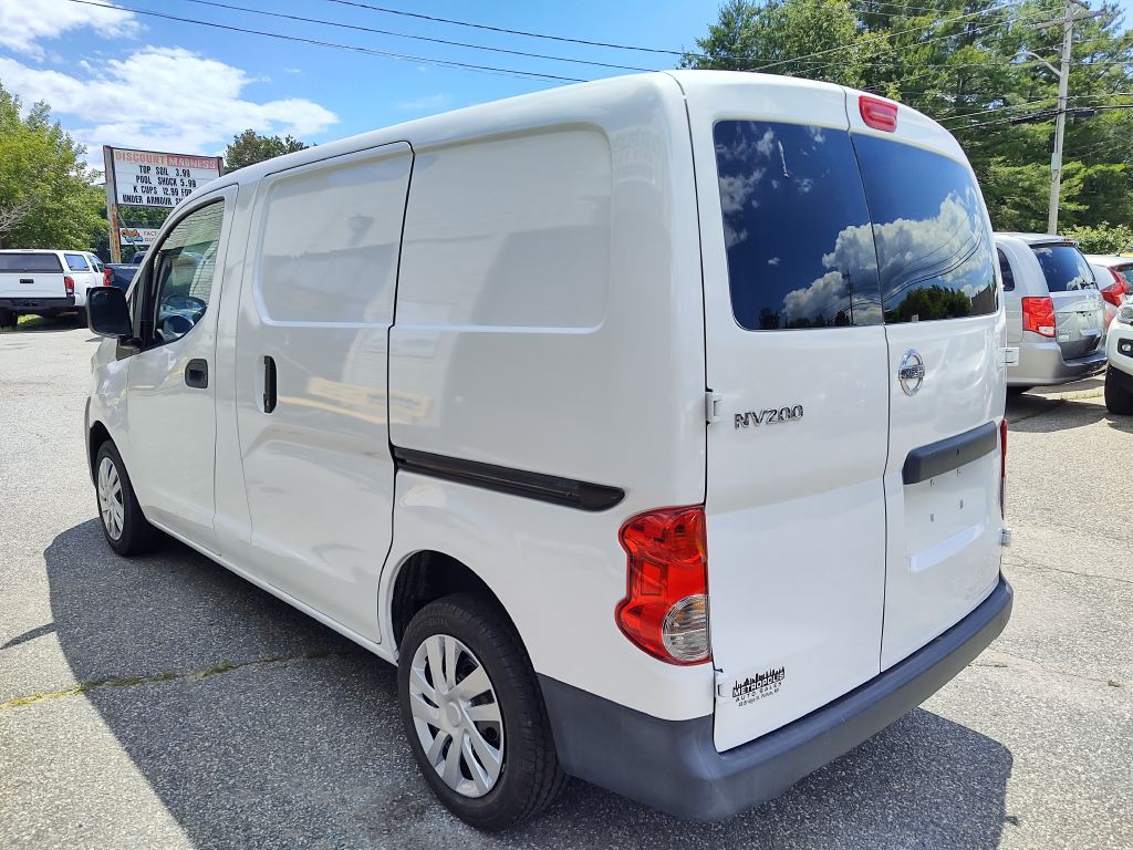 2017 Nissan NV200 Image 6